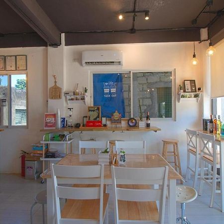 Hometel Barrio House Mactan ماكتان المظهر الخارجي الصورة