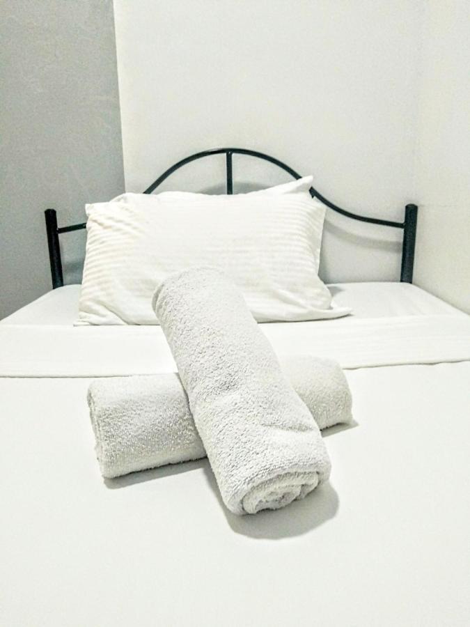 Hometel Barrio House Mactan ماكتان المظهر الخارجي الصورة