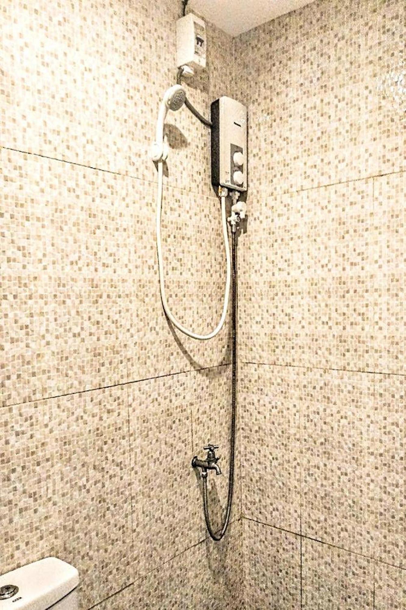 Hometel Barrio House Mactan ماكتان المظهر الخارجي الصورة
