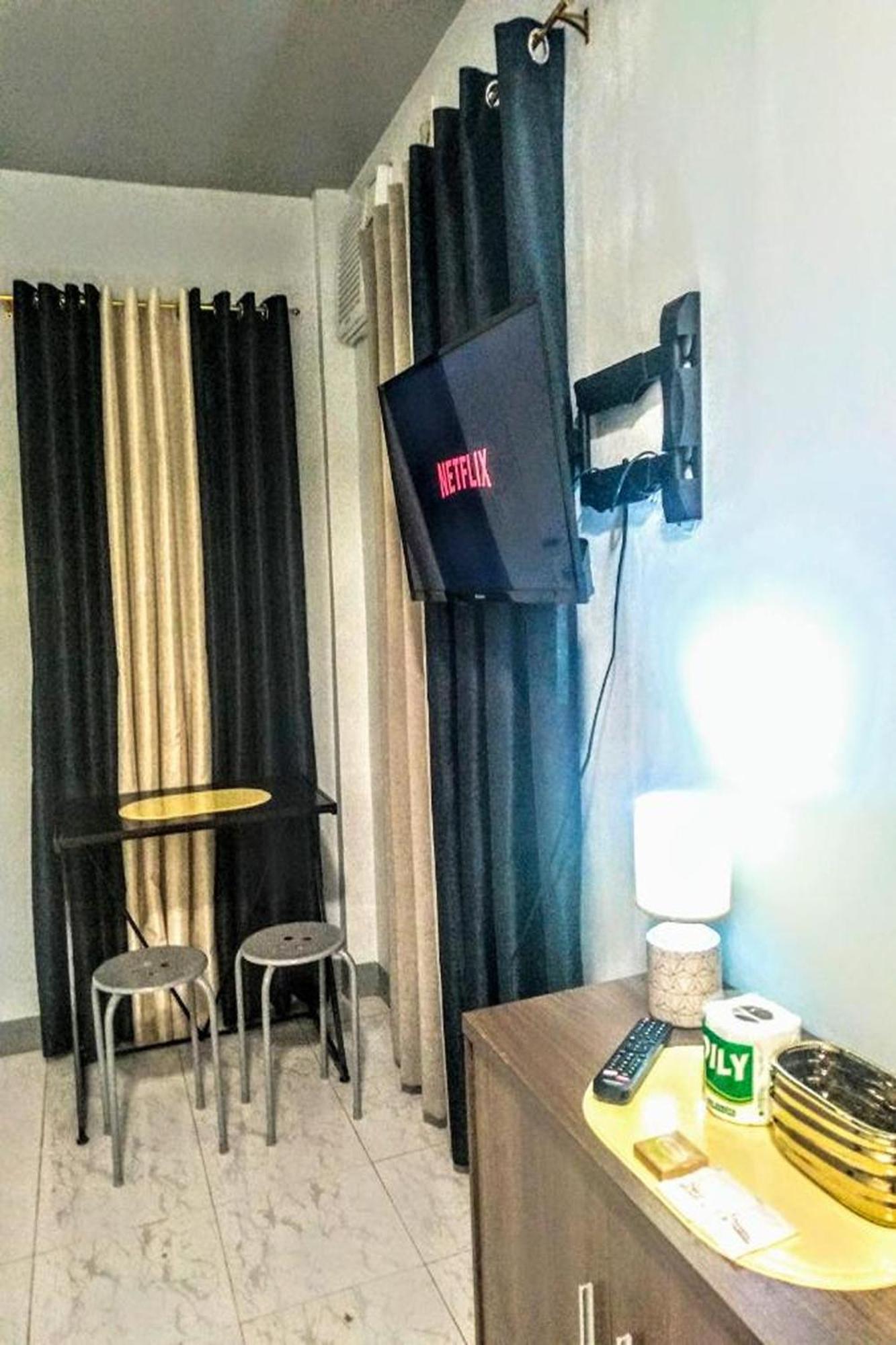 Hometel Barrio House Mactan ماكتان المظهر الخارجي الصورة